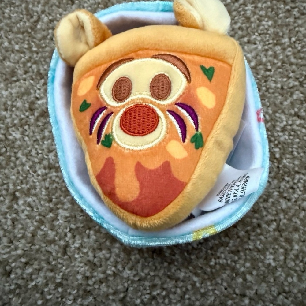 Disney Munchling Pizza -Tigger